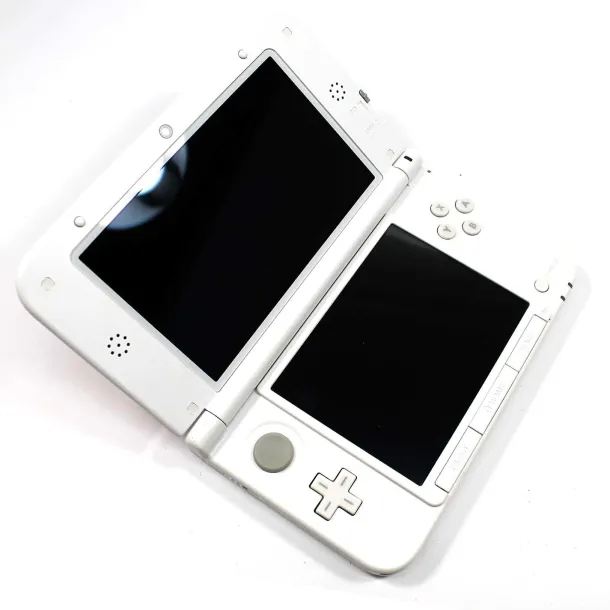 3DS XL Mario Red and White Limited Edition System - Discounted