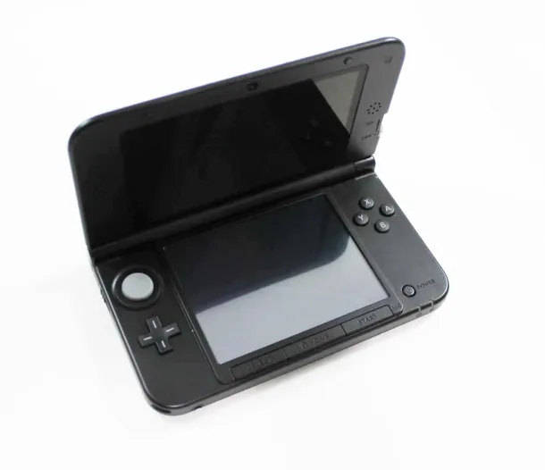 Nintendo 3DS XL Silver (PAL) European System - Discounted