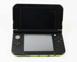 Nintendo New 3DS XL Lime Green Special Edition System