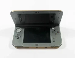 Nintendo New 3DS XL System - Hyrule Gold Edition
