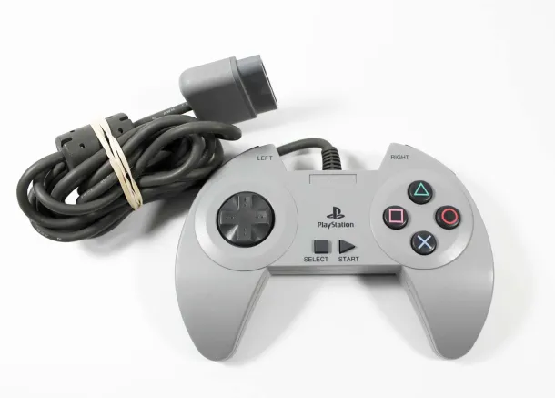PS1 Ascii Pad 8100 Controller