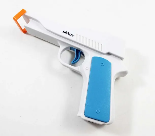 WII Nyko Perfect Shot Gun Grip (White)