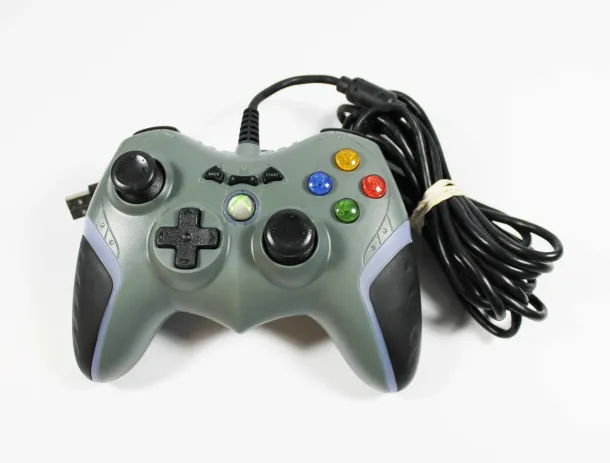Xbox 360 Batarang Wired Controller