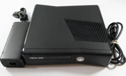 XBOX 360 4GB Slim Black System