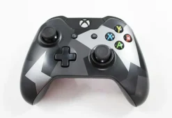 Xbox ONE Special Edition Covert Forces Controller